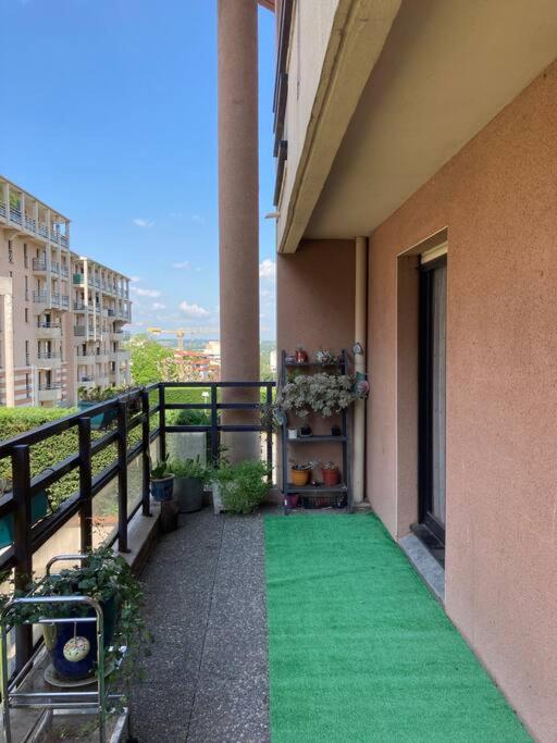 T3 - 62m2 - Parking Prive - Metro Apartamento